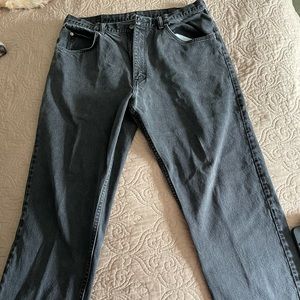 Men’s black jeans wrangler